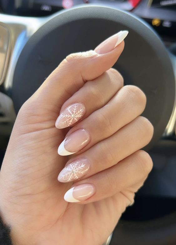 5. Elegant Winter French Manicure
