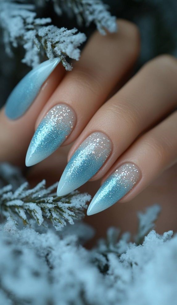  Frosty Blue Nails
