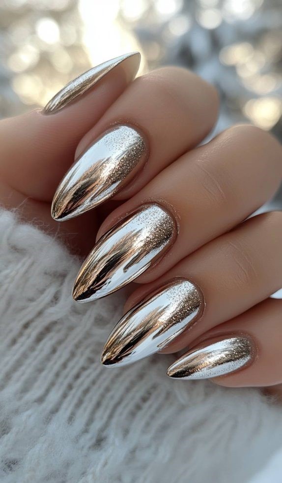 14. Metallic Mirror January Nails
